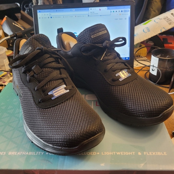 Men's (OR UNISEX) Sneakers - Picture 6 of 10